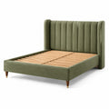 Lit double en tissu vert avec pieds en bois massif